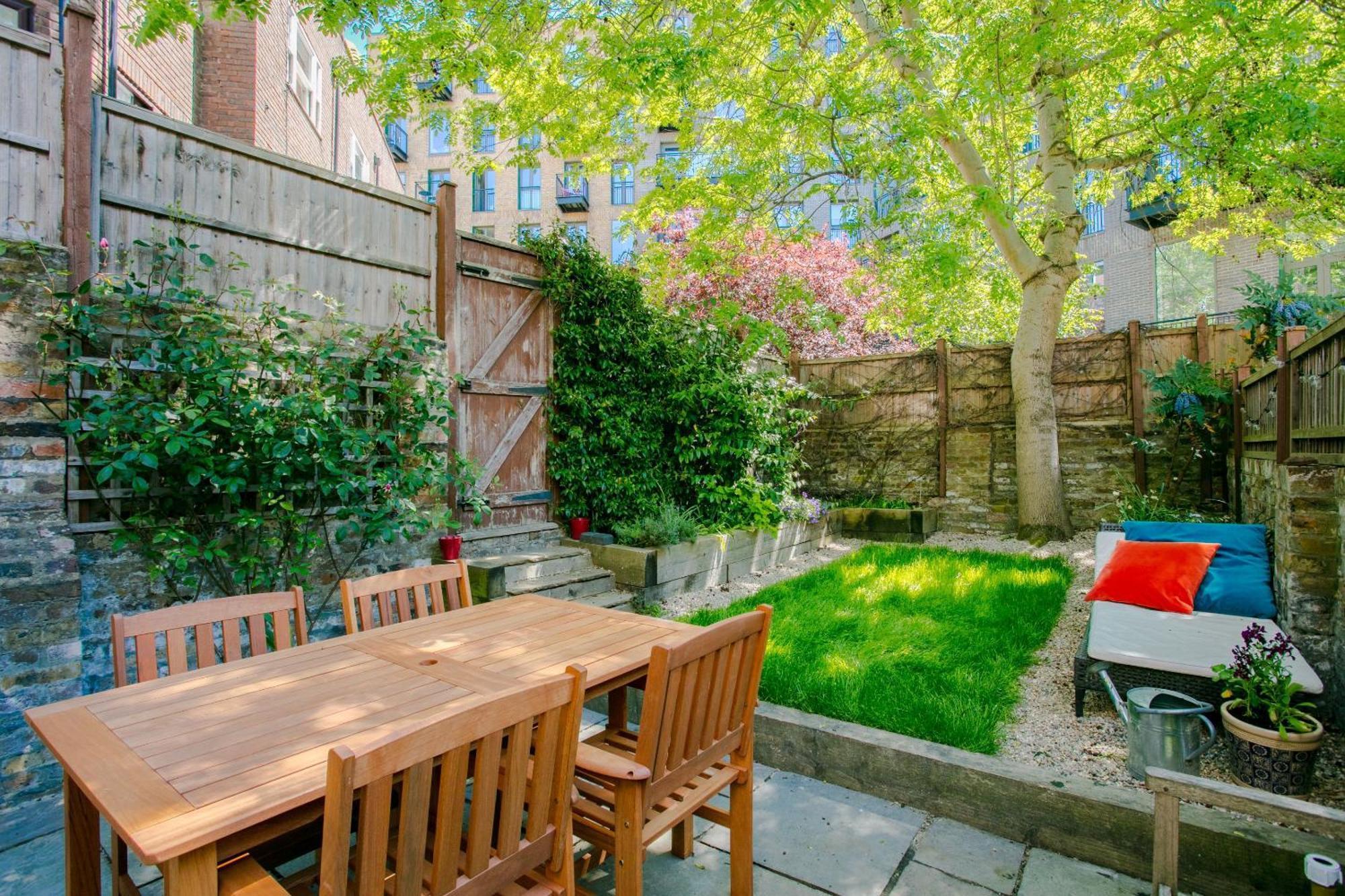 Modern Garden Apartment Camden Londra Exterior foto